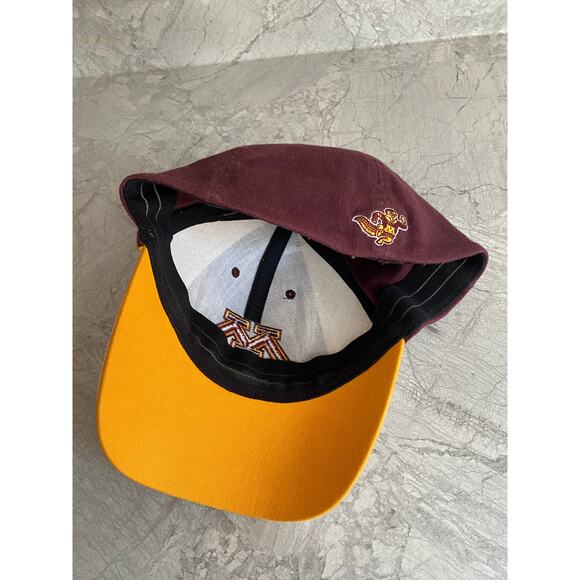 Minnesota Gophers Stretch-Fit Baseball Hat - Picture 5 of 6